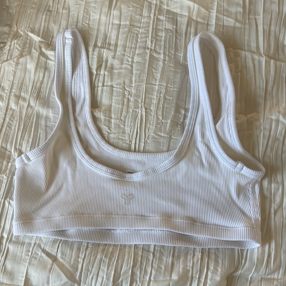 Aritizia bra - Picture 2 of 3